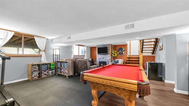 6711 Brentwood Drive NE, Cedar Rapids, IA 52402