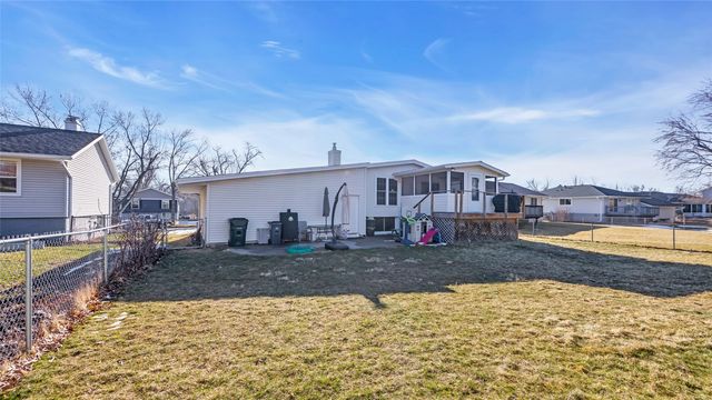 6711 Brentwood Drive NE, Cedar Rapids, IA 52402