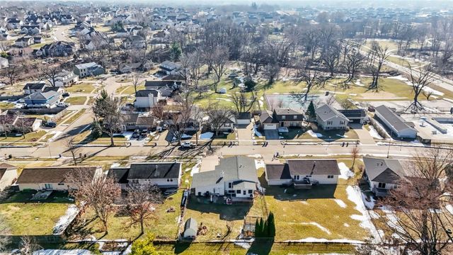 6711 Brentwood Drive NE, Cedar Rapids, IA 52402