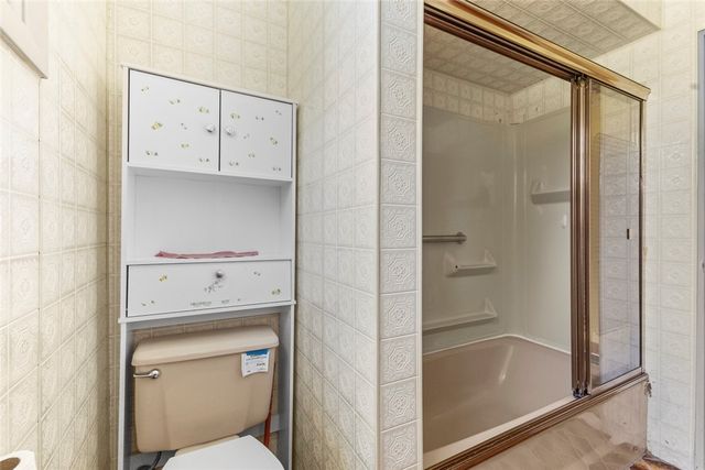 26 kenwood Street, Woonsocket, RI 02895