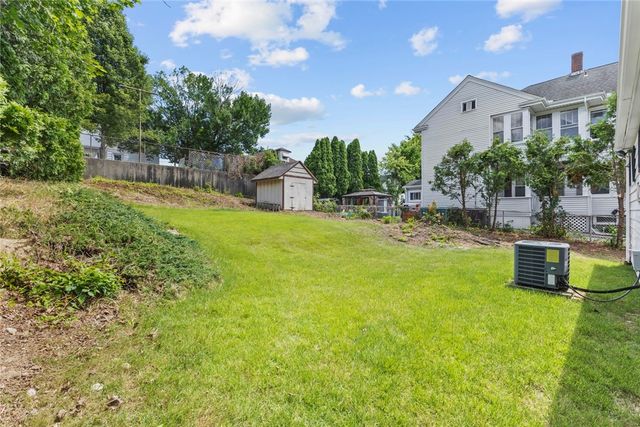 26 kenwood Street, Woonsocket, RI 02895