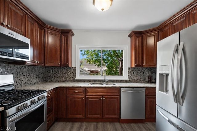 175 Colonial Rdwest, Union Twp., NJ 07083