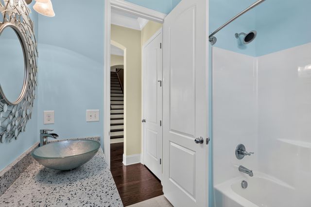 2727 Wynthrope Hall Dr, Murfreesboro, TN 37129
