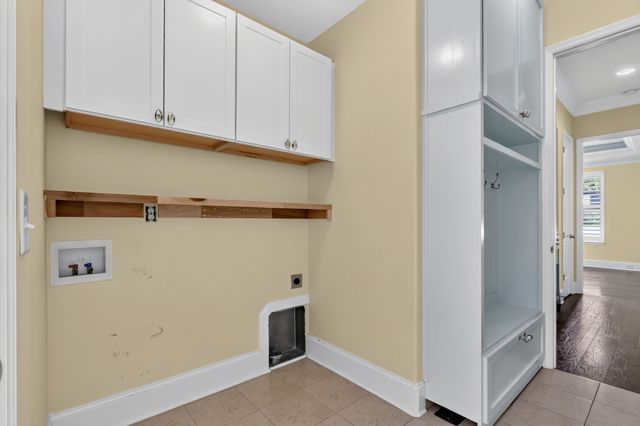 2727 Wynthrope Hall Dr, Murfreesboro, TN 37129