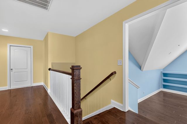 2727 Wynthrope Hall Dr, Murfreesboro, TN 37129