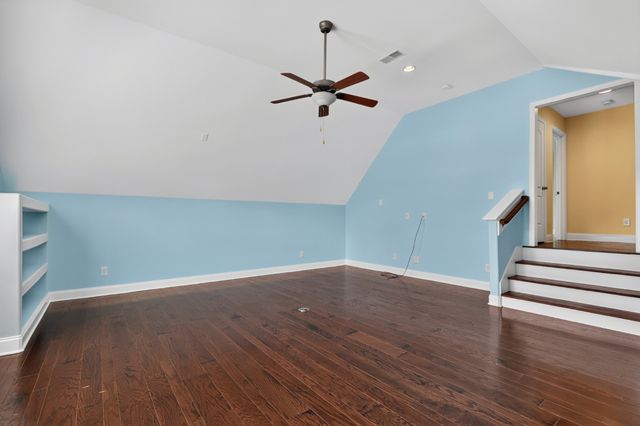 2727 Wynthrope Hall Dr, Murfreesboro, TN 37129