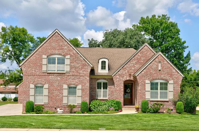 2727 Wynthrope Hall Dr, Murfreesboro, TN 37129