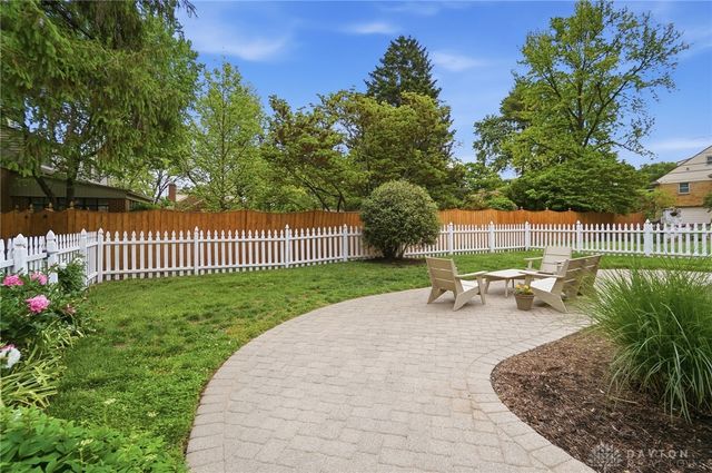 1015 Laurelwood Road, Kettering, OH 45409