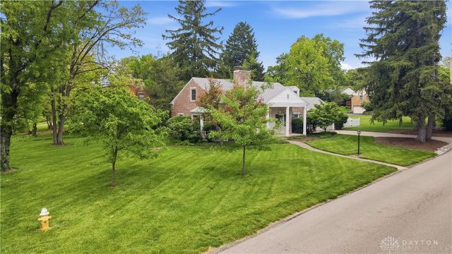 1015 Laurelwood Road, Kettering, OH 45409