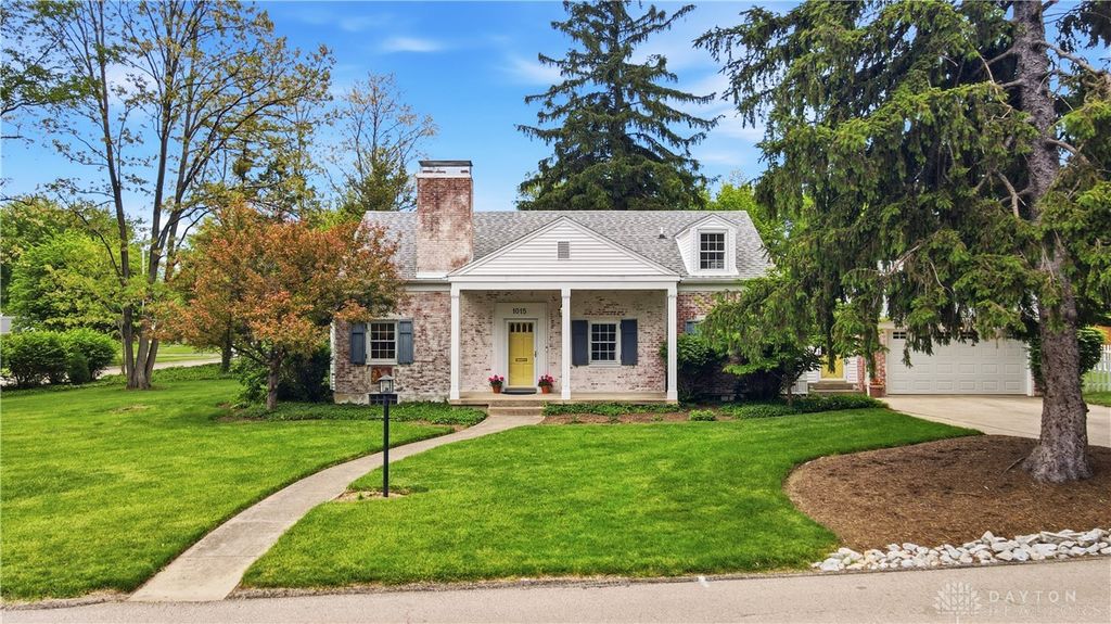 1015 Laurelwood Road, Kettering, OH 45409