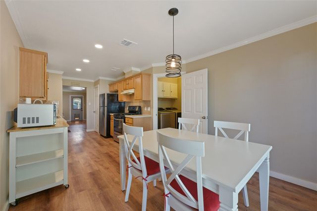 1804 Monks Tale CT, Austin, TX 78748
