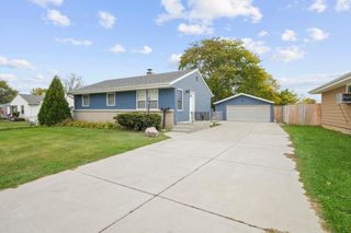 1713 Cleveland AVENUE, Racine, WI 53405