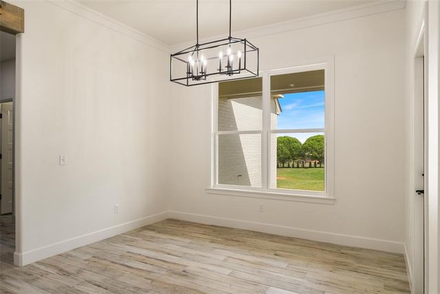 10140 Oakwood Drive, Edmond, OK 73025