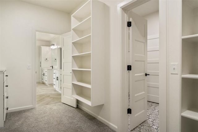 10140 Oakwood Drive, Edmond, OK 73025