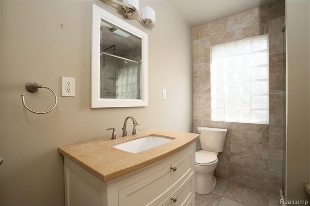 21184 Norwood Drive, Harper Woods, MI 48225