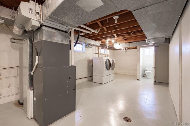 21184 Norwood Drive, Harper Woods, MI 48225