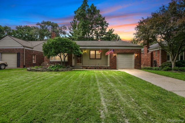 21184 Norwood Drive, Harper Woods, MI 48225