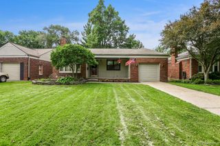 21184 Norwood Drive, Harper Woods, MI 48225