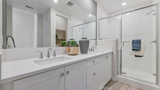 547 Mulligan, Irvine, CA 92618