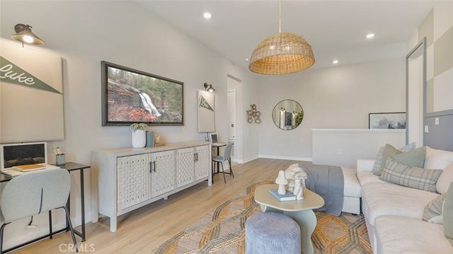 547 Mulligan, Irvine, CA 92618