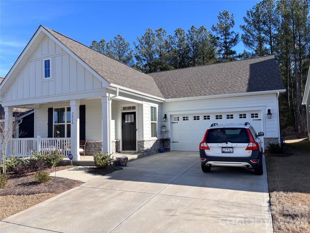 2028 Skyhawk Drive, York, SC 29745
