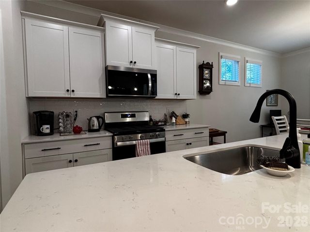 2028 Skyhawk Drive, York, SC 29745