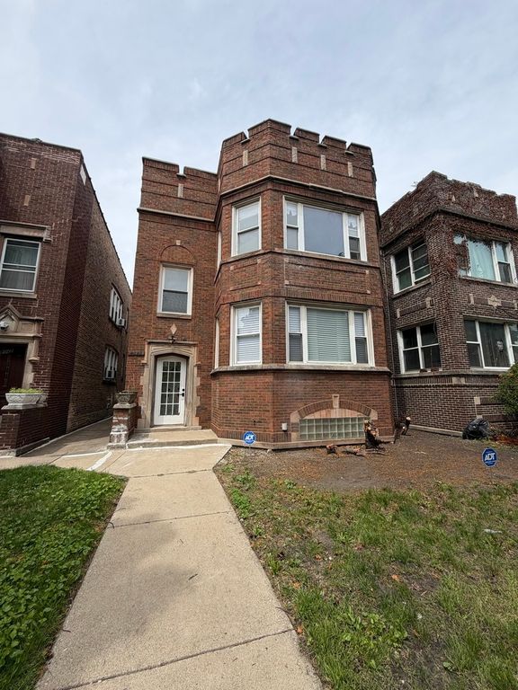8040 S Rhodes Avenue 1, Chicago, IL 60619