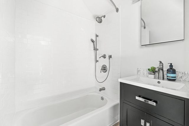 30 2nd St A, Cambridge, MA 02141