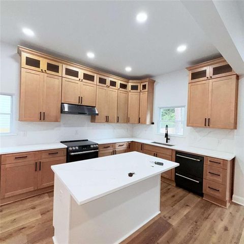 417 W Howard Avenue W, Decatur, GA 30030