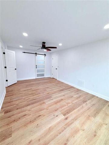 417 W Howard Avenue W, Decatur, GA 30030