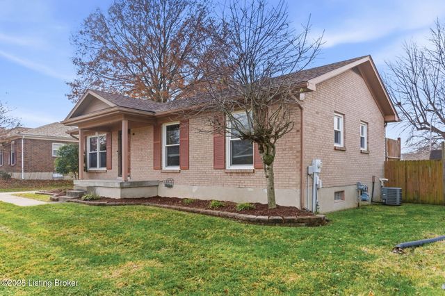 4526 Sandhill Rd, Louisville, KY 40219