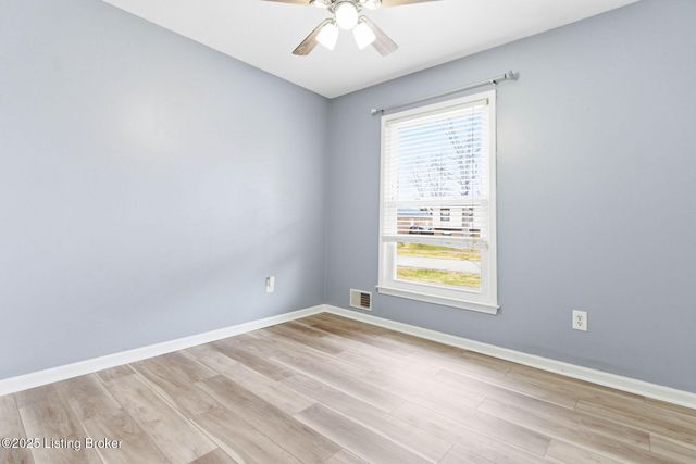 4526 Sandhill Rd, Louisville, KY 40219