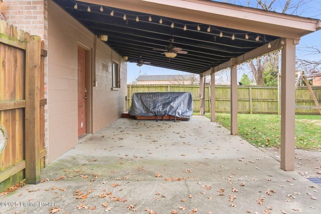 4526 Sandhill Rd, Louisville, KY 40219