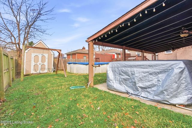 4526 Sandhill Rd, Louisville, KY 40219