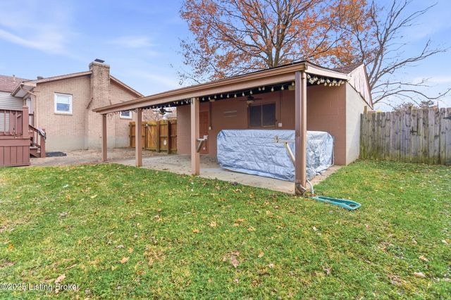 4526 Sandhill Rd, Louisville, KY 40219