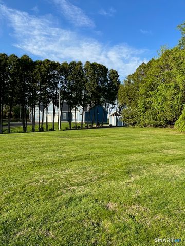 212 Church Street, Newington, CT 06111