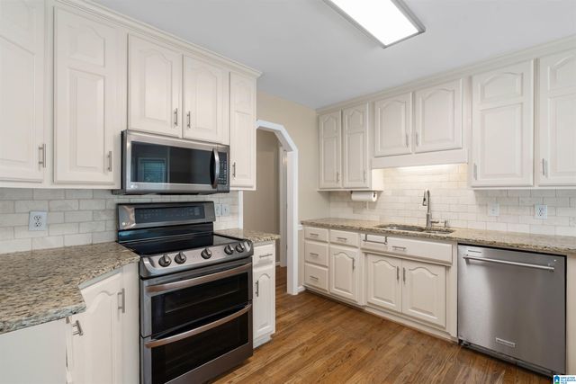 5785 MEADOWVIEW DRIVE, Trussville, AL 35173