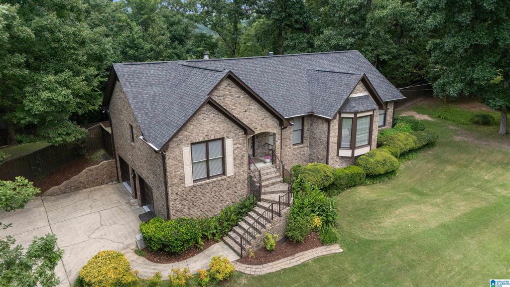 5785 MEADOWVIEW DRIVE, Trussville, AL 35173