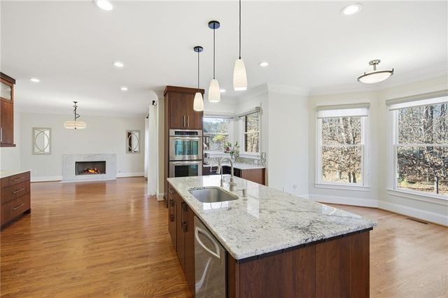 715 Crown Cove, Milton, GA 30004