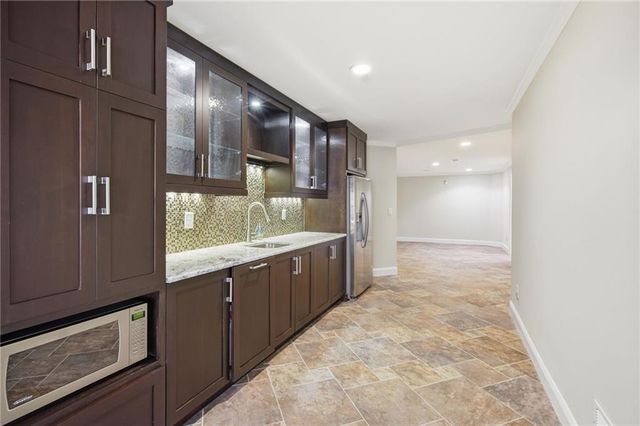 715 Crown Cove, Milton, GA 30004