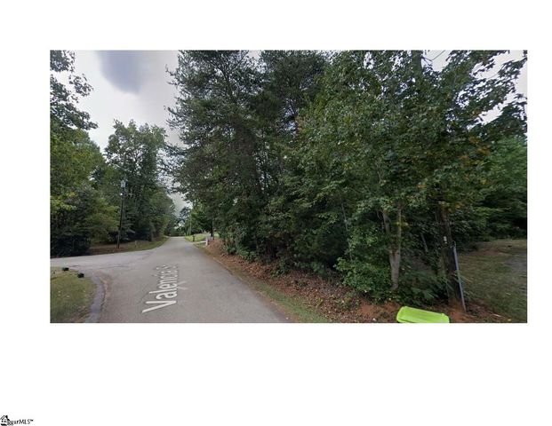 60 Valencia Drive, Piedmont, SC 29673