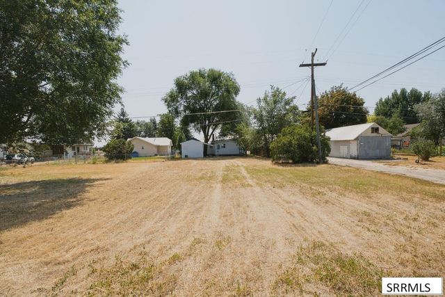 355 E 2nd N, Rigby, ID 83442