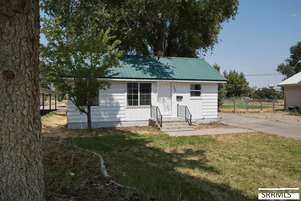 355 E 2nd N, Rigby, ID 83442