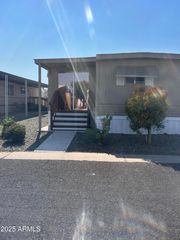 300 S VAL VISTA Drive 51, Mesa, AZ 85204