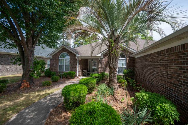 527 Quail Ct., Longs, SC 29568