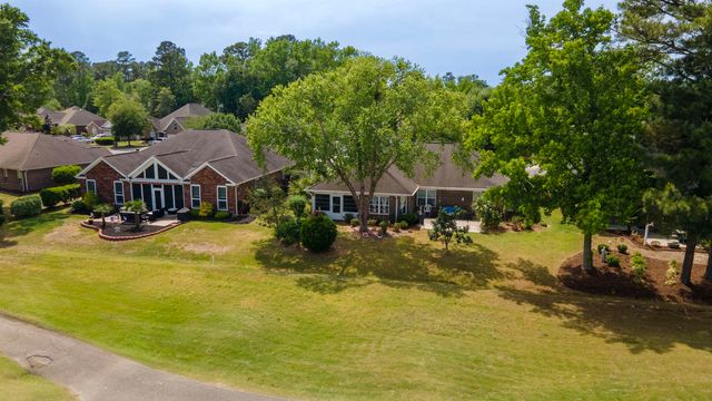 527 Quail Ct., Longs, SC 29568