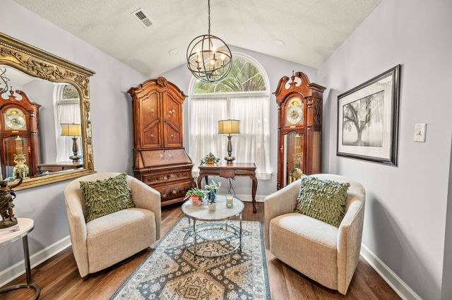 527 Quail Ct., Longs, SC 29568
