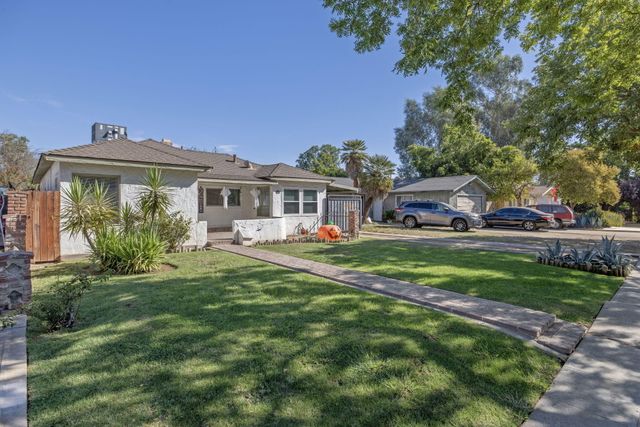 329 E Fedora Avenue, Fresno, CA 93704