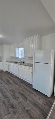 329 E Fedora Avenue, Fresno, CA 93704