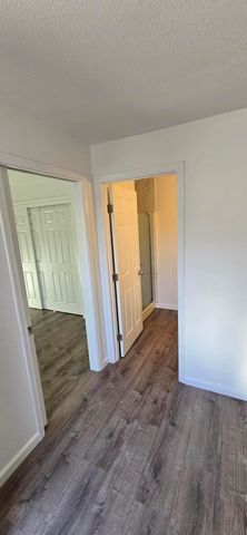 329 E Fedora Avenue, Fresno, CA 93704